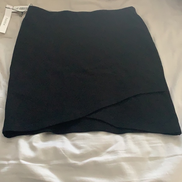COPY - Black primrose skirt by Talula @ Aritzia - Picture 2 of 3